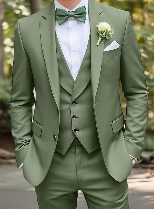 Green wdding suit for wesbite